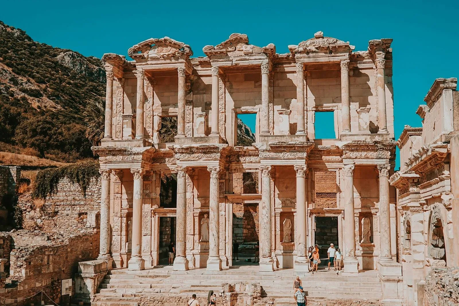 Egenin Tarihi izleri ve Çanakkale Destanı Turu
