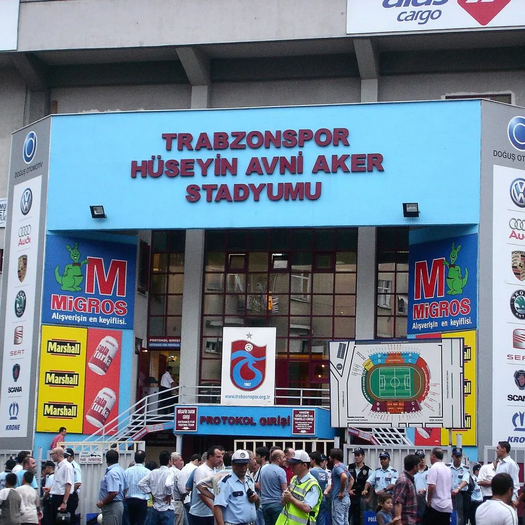 Trabzonspor'un uzun yıllar evi olan Hüseyin Avni Aker Stadyumu