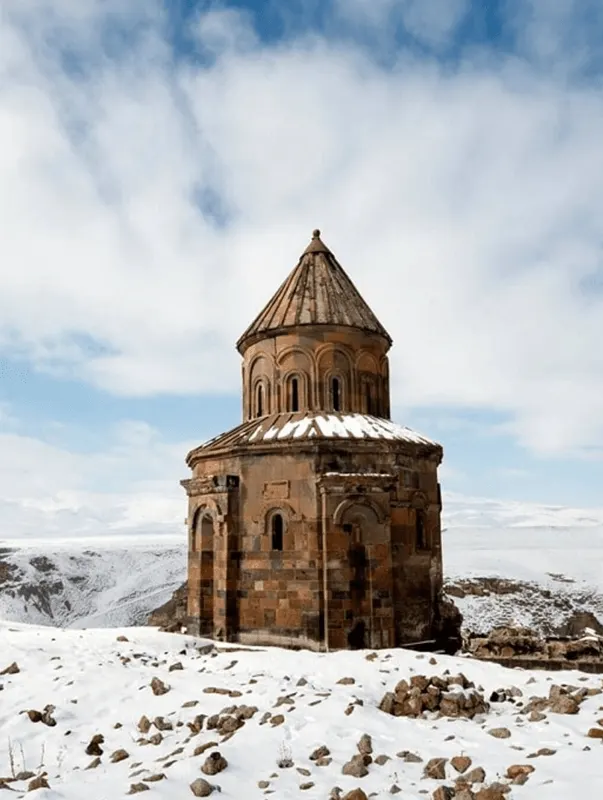 Erzurum ve çevresindeki Doğu Anadolu platosu manzarası