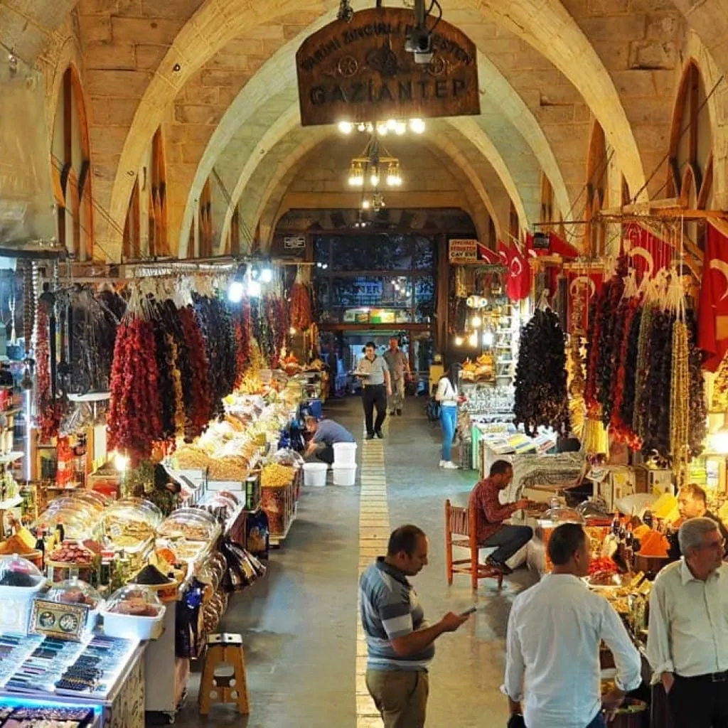 Gaziantep Zincirli Bedesten baklava ve fıstık çarşısı